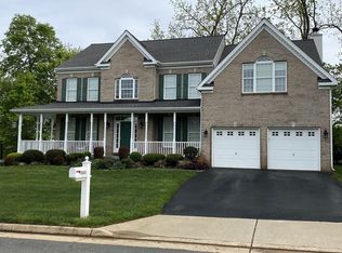 35533 Collington Dr, Round Hill, VA