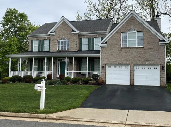 35533 Collington Dr, Round Hill, VA 20141