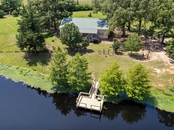 5725 State Highway 204 E, Rusk, TX 75785