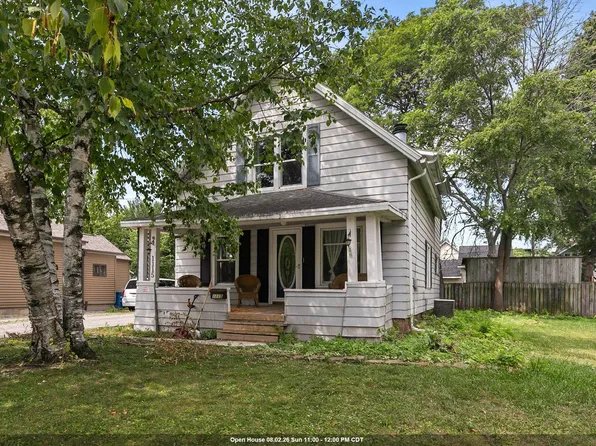 1115 Grand St, Oshkosh, WI 54901