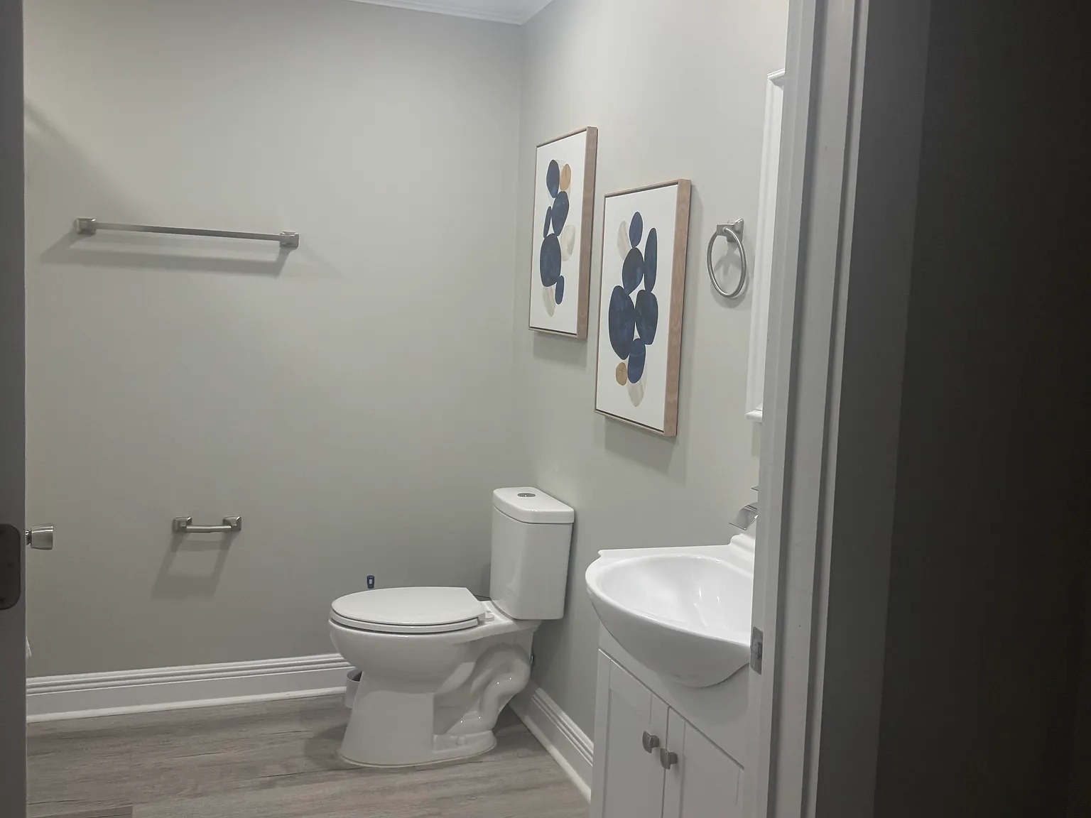 1 bed, 1000 sqft, $1,000 — Photo 2