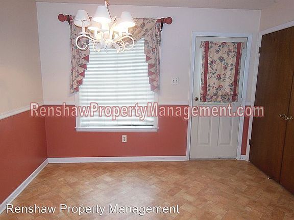 5th image of 2273 Hometown Dr