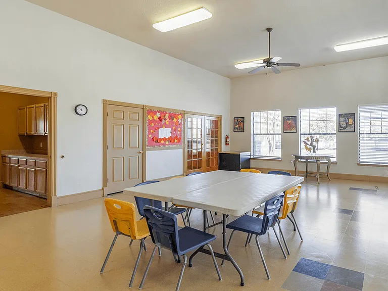 Pecan Creek on McKinney Apartments — Photo 22