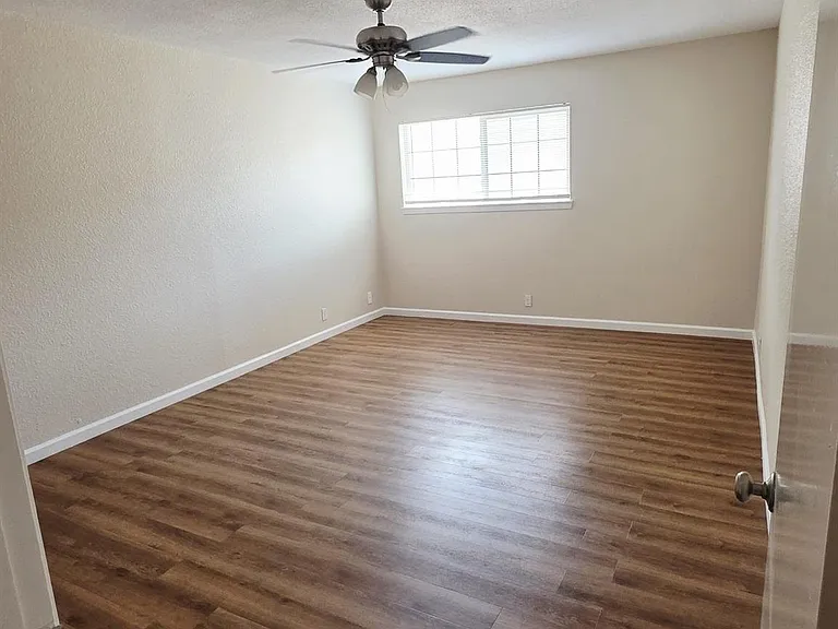 2323 Augusta Dr #38 — Photo 9