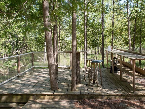 5th image of 1436 Vanderlip Rd