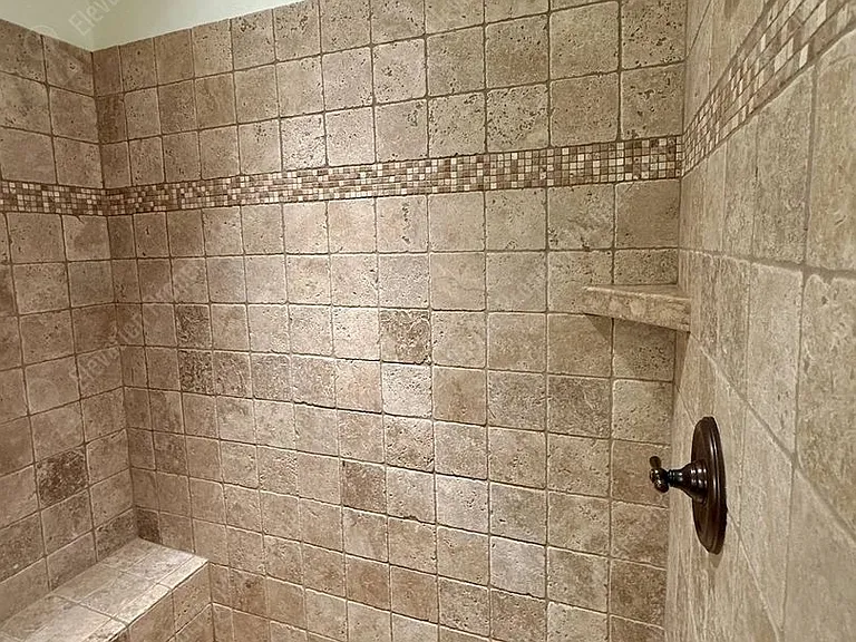 20979 Miramar Dr — Photo 32