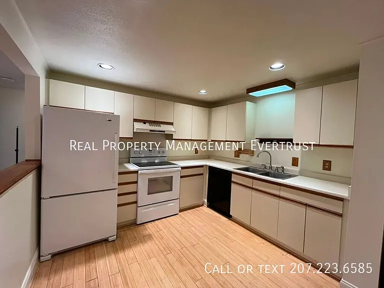 34 Ocean Park Rd #7 — Photo 2