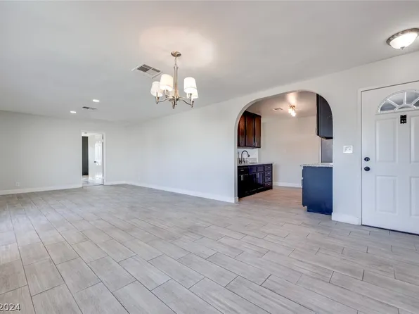 22 Utah Way, Henderson, NV 89015
