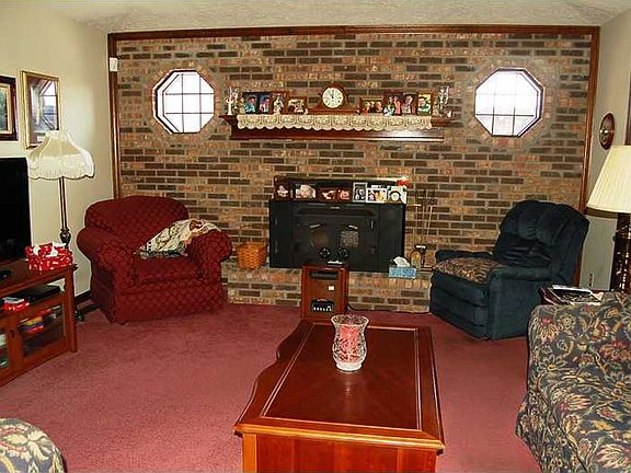 2nd image of 3324 Wild Ivy Cir