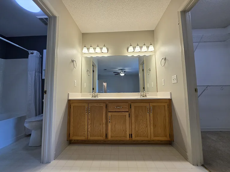 2501 Elkhart Dr — Photo 14
