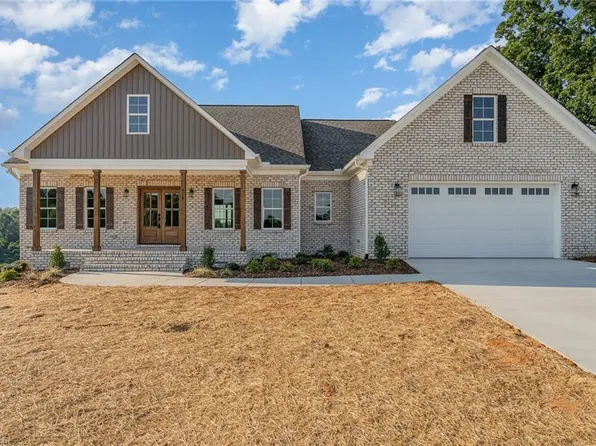 474 Gold Hill Rd, Madison, NC 27025
