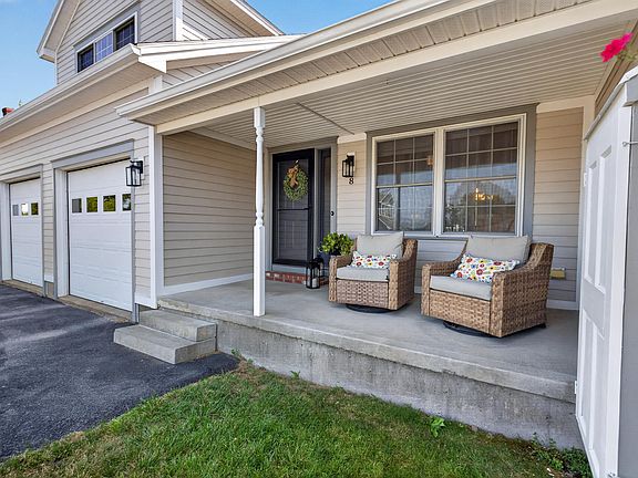 3rd image of 8 Bald Eagle Drive #8