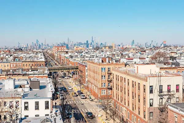 Rented by MySpaceNYC | media 55