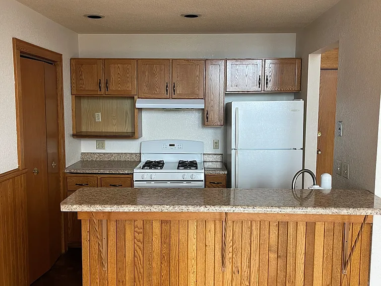207 E Irving Ave #202 — Photo 13
