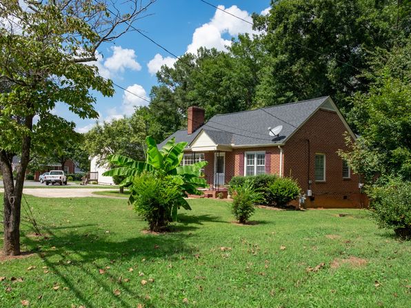 632 Statesville Blvd