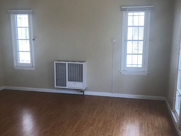 2nd image of 4145 Garthwaite Ave #4153-1/2