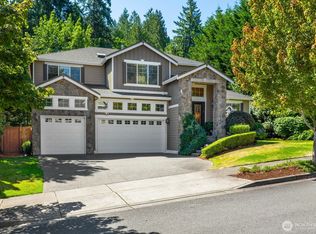 16633 NE 40th Ct, Redmond, WA