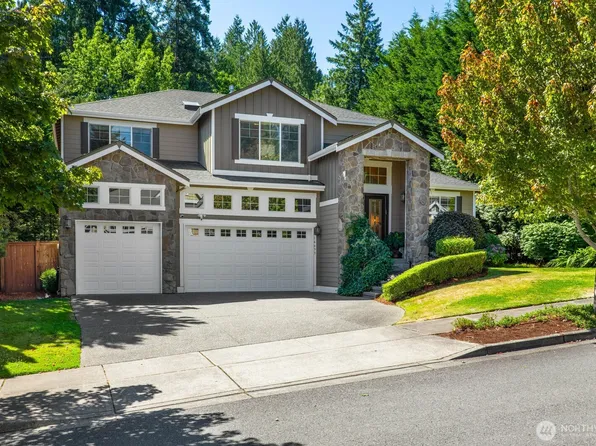 16633 NE 40th Court, Redmond, WA 98052