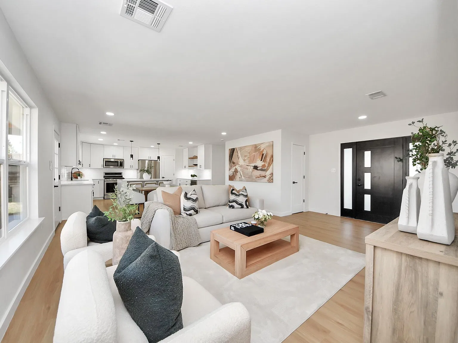 3 bed, 2.5 bath, 1543 sqft, $3,000 — Photo 3