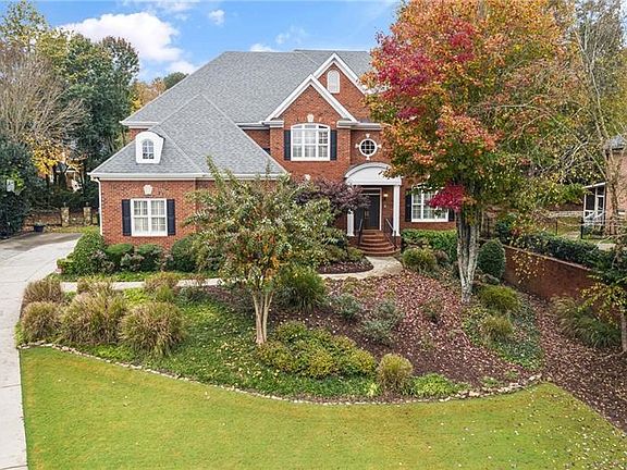 2nd image of 235 Woodscape Ct