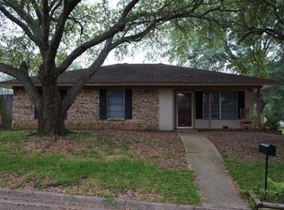 800 Angie Ln, Athens, TX 75751