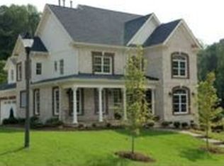 1006 Ivy Ln, Raleigh, NC 27609