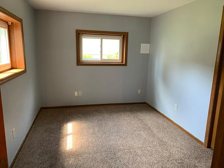 5782 Tudor Dr — Photo 10