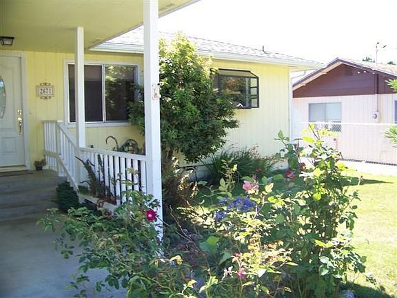 2nd image of 2665 Le Clair Ave