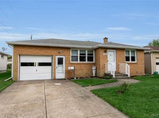 203 Lou Ann Dr, Depew, NY 14043