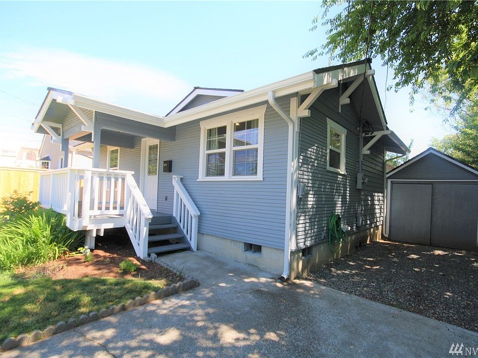 1st image of 814 Naval Ave