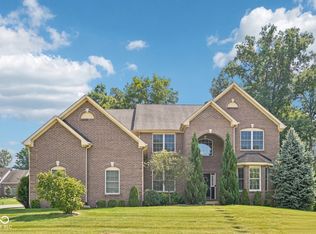 6677 W May Apple Dr, McCordsville, IN 46055