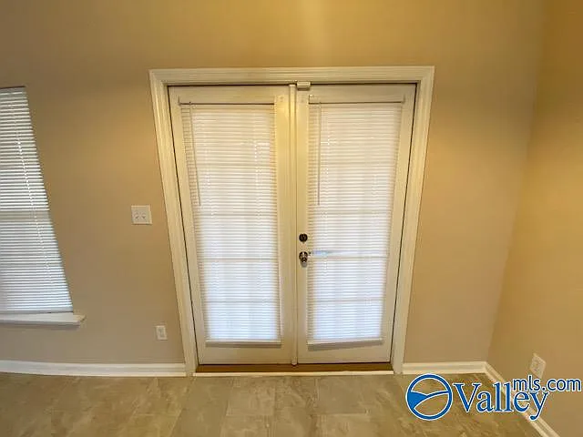 101 Summerford Ln — Photo 10