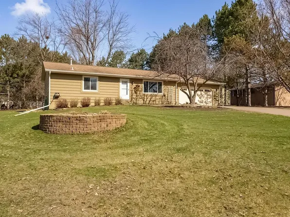 21350 Eveleth St NE, East Bethel, MN 55011