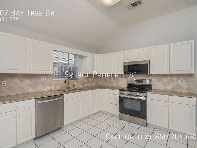 107 Bay Tree Dr — Photo 13
