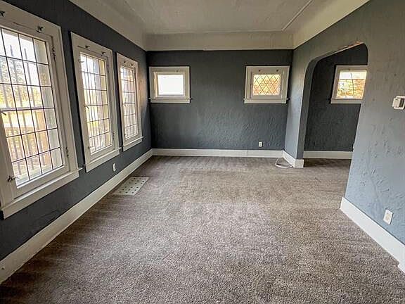 2nd image of 14318 Kilbourne Ave