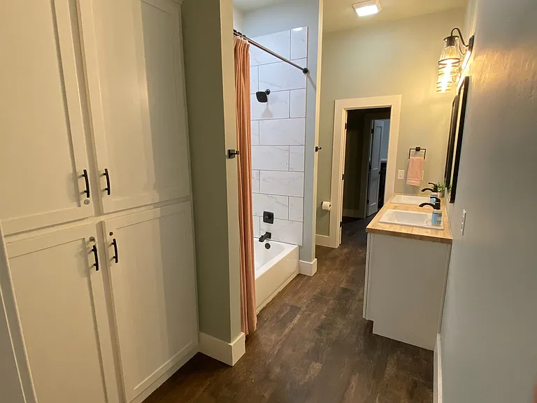 232 Oak Hollow Rd — Photo 7
