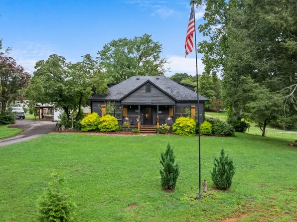 2145 Old Murphy Rd, Franklin, NC 28734