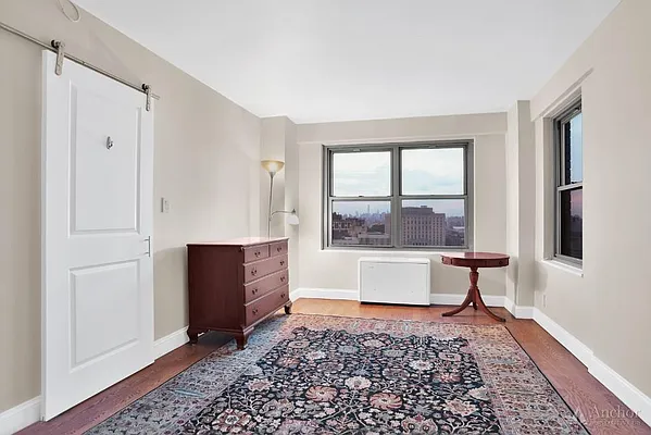 Sold by Anchor Associates | media 6