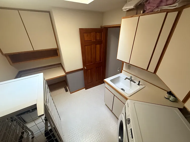 2135 Baxter Dr — Photo 30