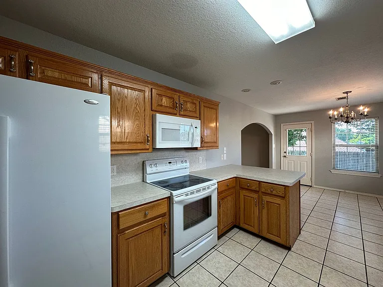 609 Apple Valley Dr — Photo 12