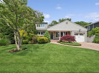 318 Lakeshore Boulevard, Massapequa Park, NY 11762