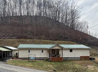 2474 Bear Branch Rd, Vansant, VA 24656