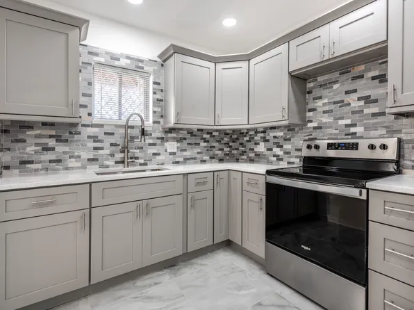 2541 Boundbrook Boulevard #101, West Palm Beach, FL 33406
