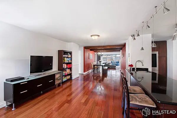 Sold by Brown Harris Stevens | media 25