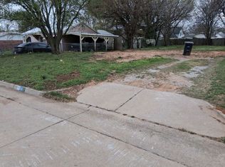208 S Ruth Ave, Shawnee, OK 74801