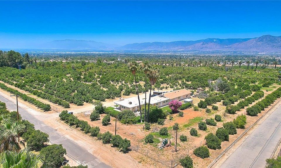 30686 6th Ave, Redlands, CA 92374 Zillow