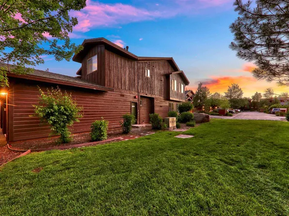 10592 Boulders Rd APT 8, Truckee, CA 96161