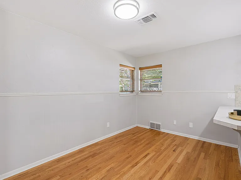 3605 Jeanette Dr — Photo 6