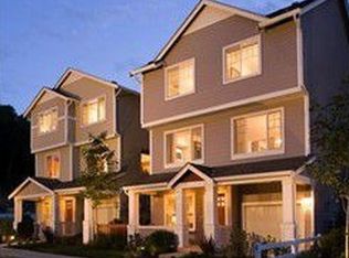 21215 40th Way S, Seatac, WA 98198
