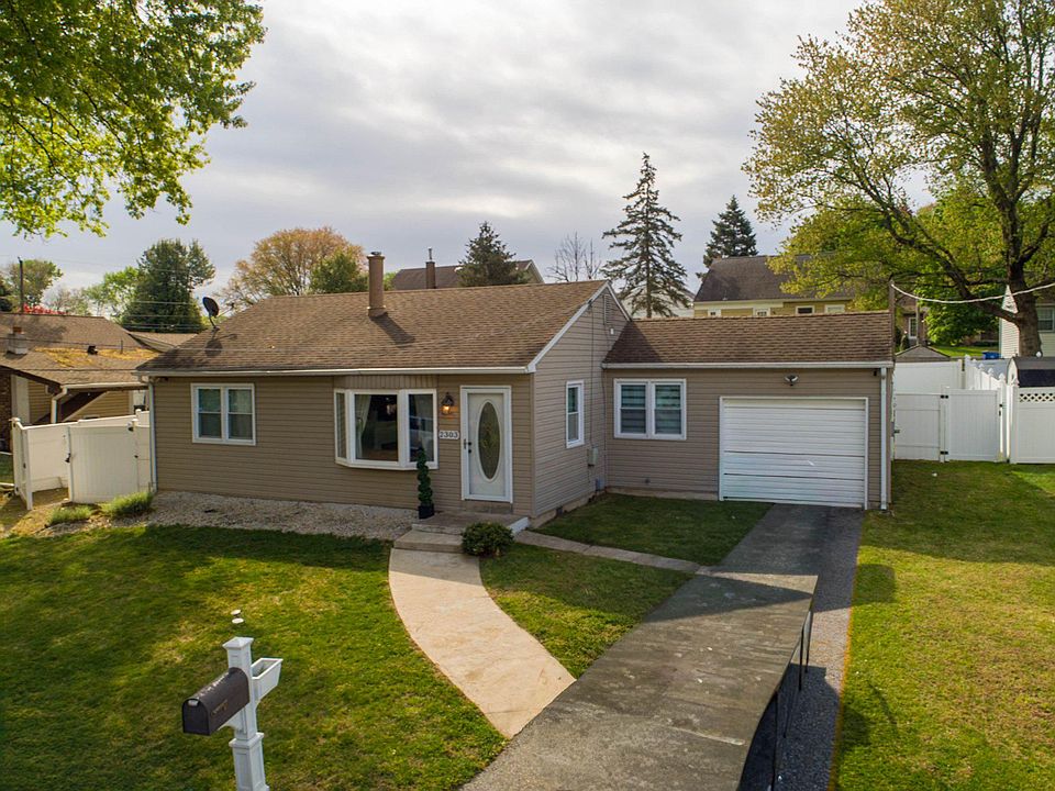 1st image of 2303 Ogden Ave